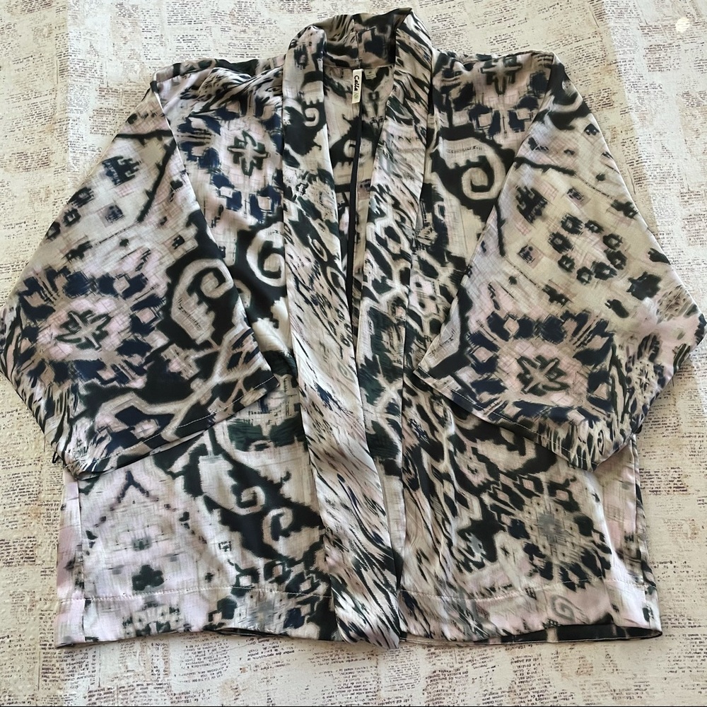 Calla kimono type very soft blouse